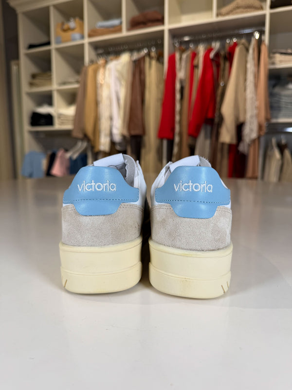 Sneakers Victoria celeste