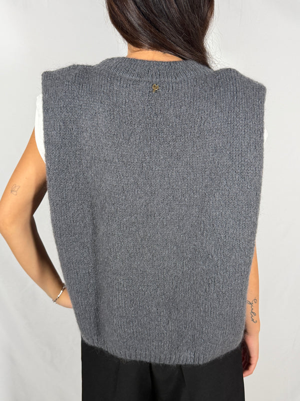 Maglia smanicata - Philia Loft