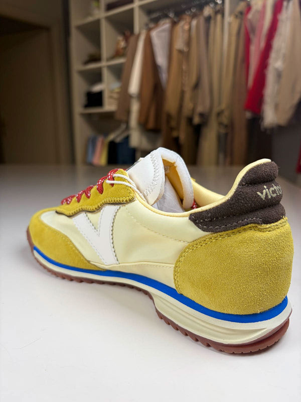 Sneaker Victoria amarillo