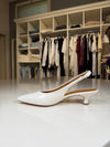 Slingback in vernice burro