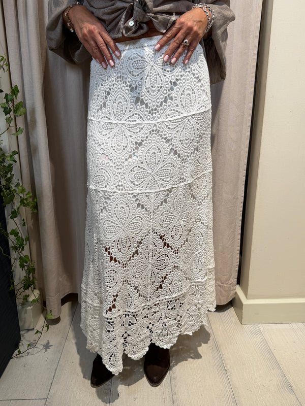Gonna in pizzo ART. GVV-Q164