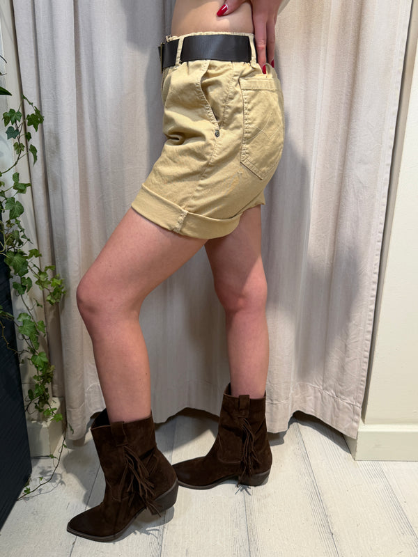 Bermuda shorts please ART. D0JECV9CCC