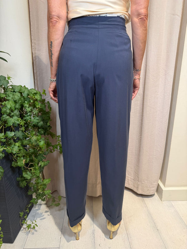 Pantalone pince vita alta